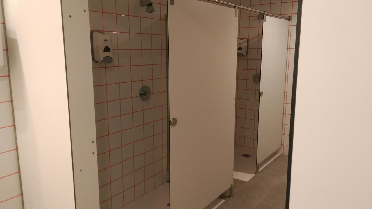 Egunon Bilbao Hostel Eksteriør bilde