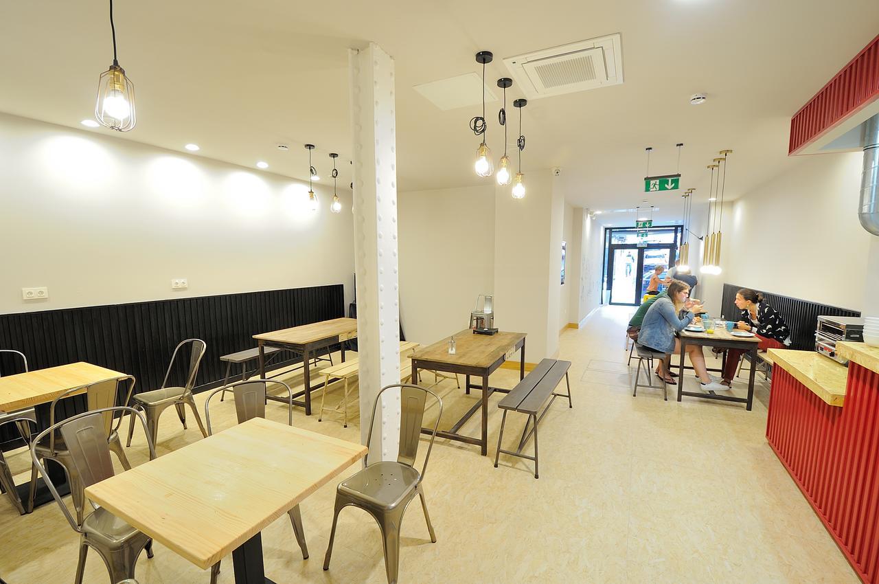 Egunon Bilbao Hostel Eksteriør bilde
