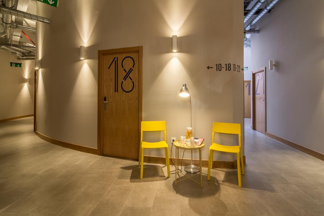 Egunon Bilbao Hostel Eksteriør bilde